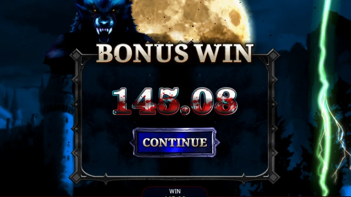 Cenário gótico do slot Fang & Fortune com vampiros e lobisomens
